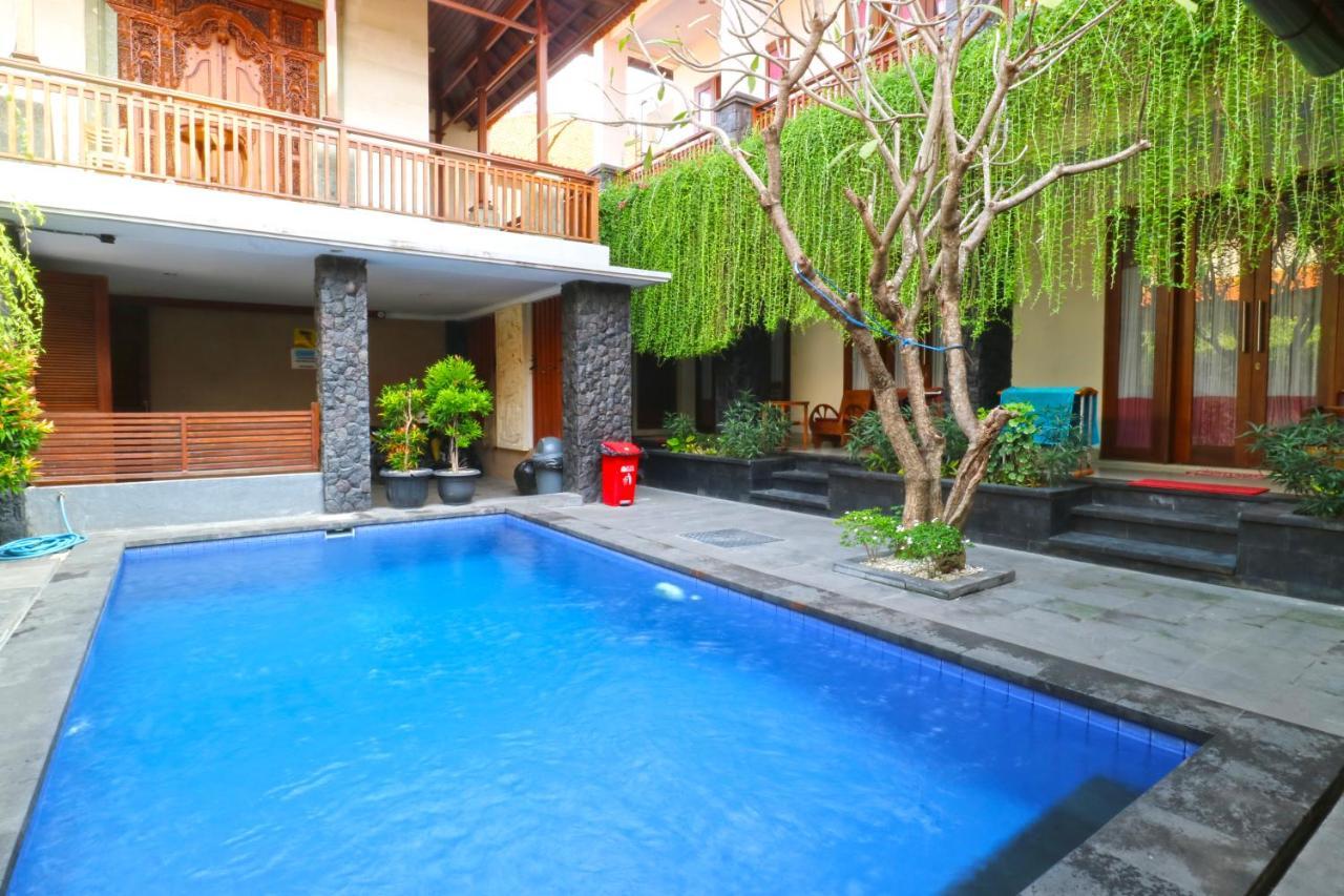 D'Astri Guesthouse Sanur Redpartner Денпасар Экстерьер фото